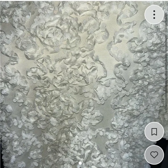 Maeve From Anthropologie Cream Textured Rosettes Top Size S - Picture 2 of 4